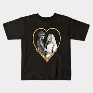 Couple love wedding skull. Kids T-Shirt